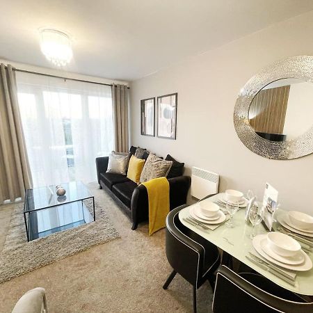 Cityfront Cosy Apt Near City Centre & Etihad Stadium, Free Parking Manchester Exterior photo